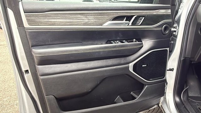 2022 Jeep Wagoneer Series III