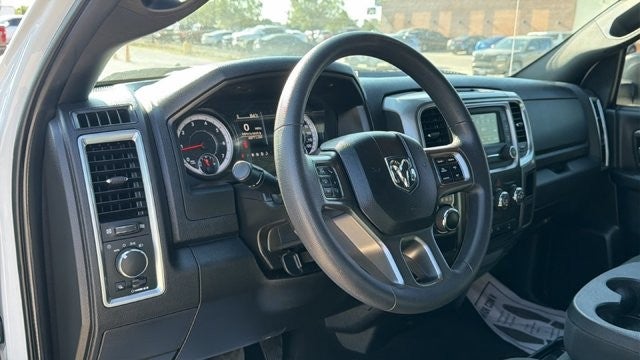 2024 RAM 1500 Classic Warlock Crew Cab 4x2 5'7" Box