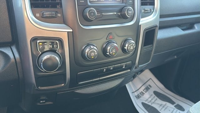 2024 RAM 1500 Classic Warlock Crew Cab 4x2 5'7" Box