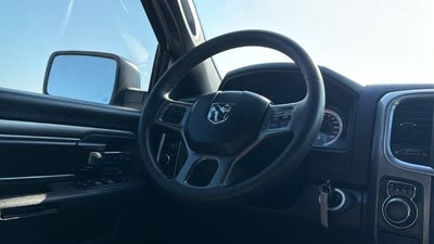 2024 RAM 1500 Classic Warlock Crew Cab 4x2 5'7" Box
