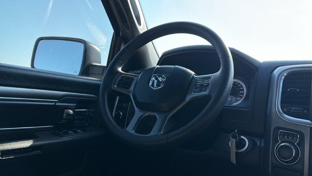 2024 RAM 1500 Classic Warlock Crew Cab 4x2 5'7" Box
