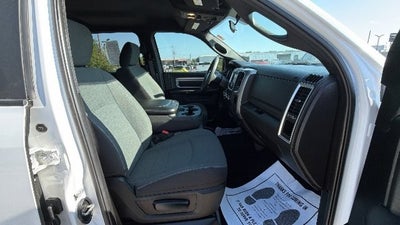2024 RAM 1500 Classic Warlock Crew Cab 4x2 5'7" Box
