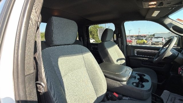 2024 RAM 1500 Classic Warlock Crew Cab 4x2 5'7" Box