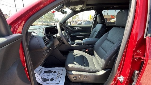 2027 Chevrolet Traverse LT - Photo 10
