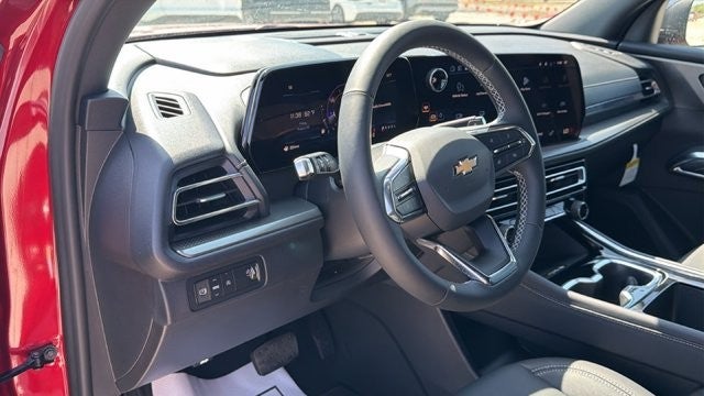 2027 Chevrolet Traverse LT - Photo 14