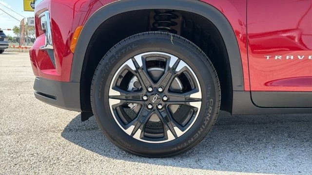 2027 Chevrolet Traverse LT - Photo 7