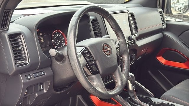 2022 Nissan Frontier Crew Cab PRO-X 4x2