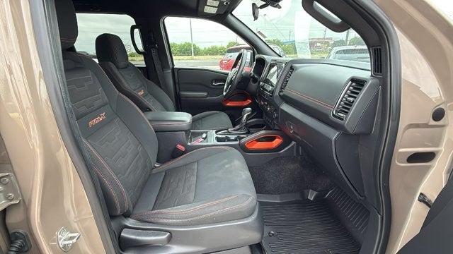 2022 Nissan Frontier Crew Cab PRO-X 4x2