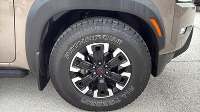 2022 Nissan Frontier Crew Cab PRO-X 4x2