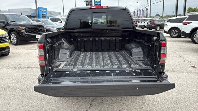 2022 Nissan Frontier Crew Cab PRO-X 4x2