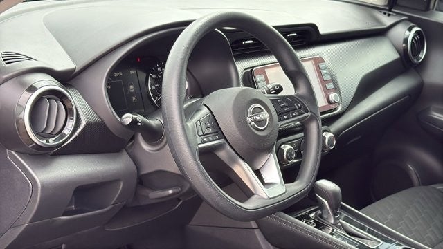 2023 Nissan Kicks SV Xtronic CVT