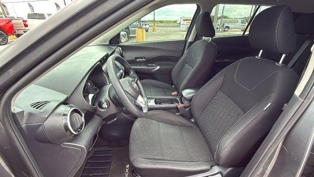 2023 Nissan Kicks SV Xtronic CVT