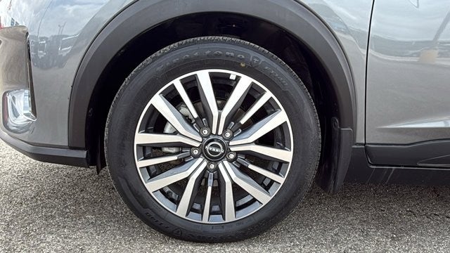 2023 Nissan Kicks SV Xtronic CVT