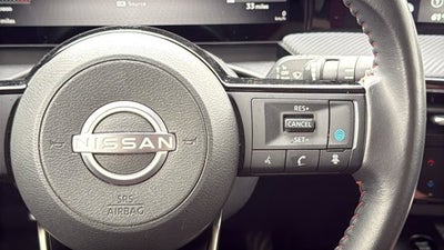 2025 Nissan Kicks SR FWD