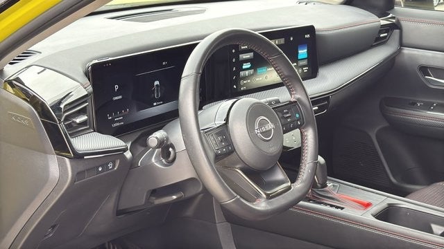 2025 Nissan Kicks SR FWD