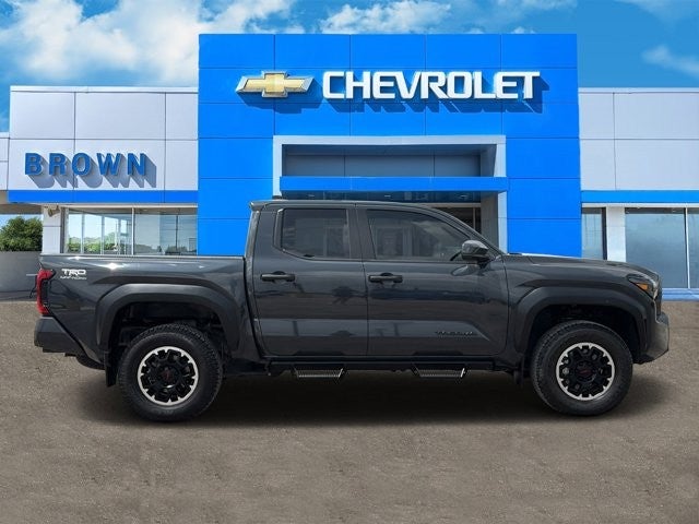 2024 Toyota Tacoma 4WD SR5
