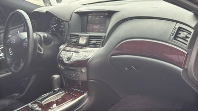 2019 INFINITI Q70 3.7 LUXE