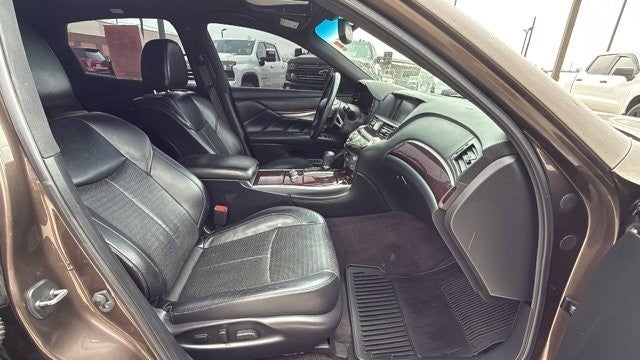 2019 INFINITI Q70 3.7 LUXE