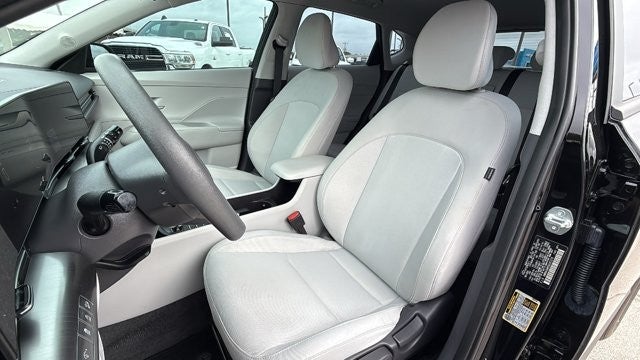 2025 Hyundai Kona SE