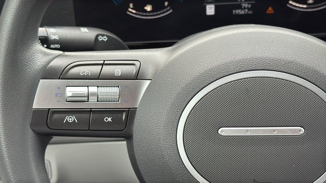 2025 Hyundai Kona SE