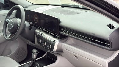 2025 Hyundai Kona SE